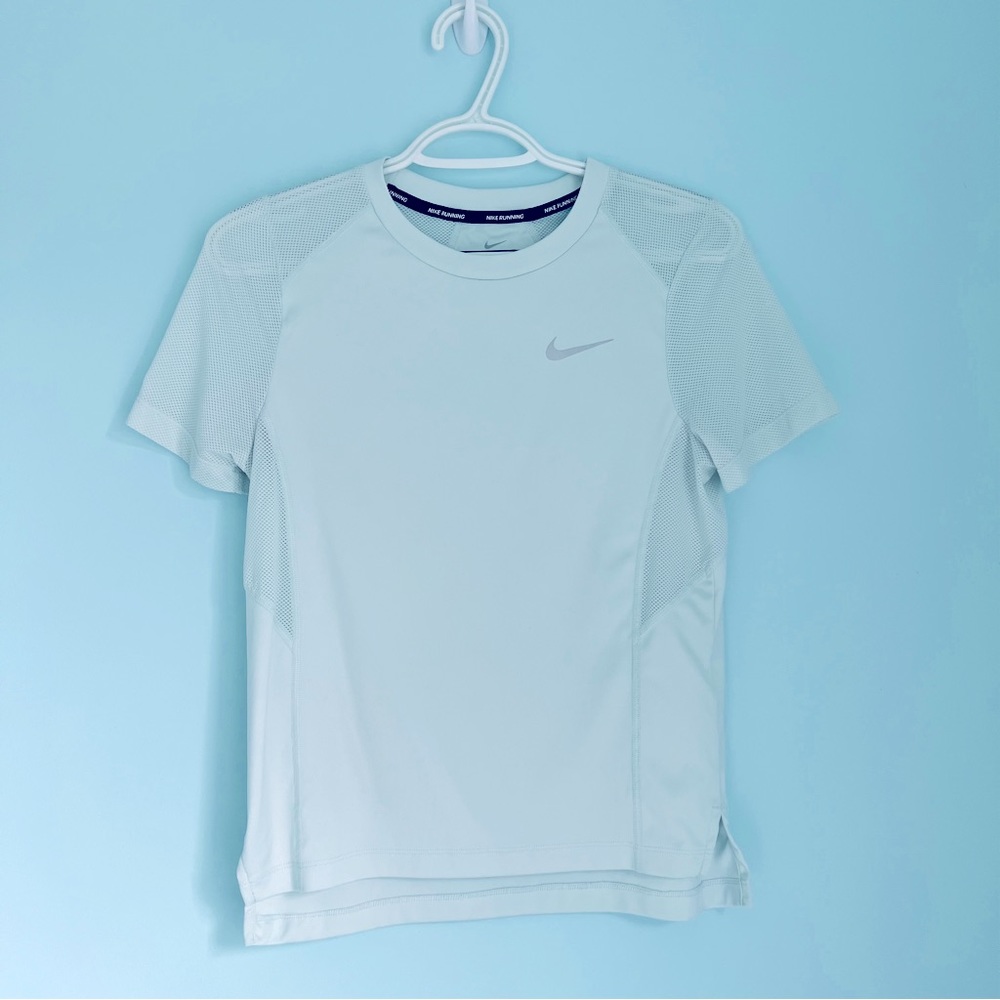 Nike Dri-Fit Mint Green Mesh Sleeved T-Shirt (Youth XS)